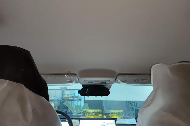 Used ARCFOX T1 2025 Model 425 PRO Headliner