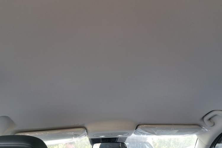 Used ARCFOX T1 2025 Model 425 PRO Headliner