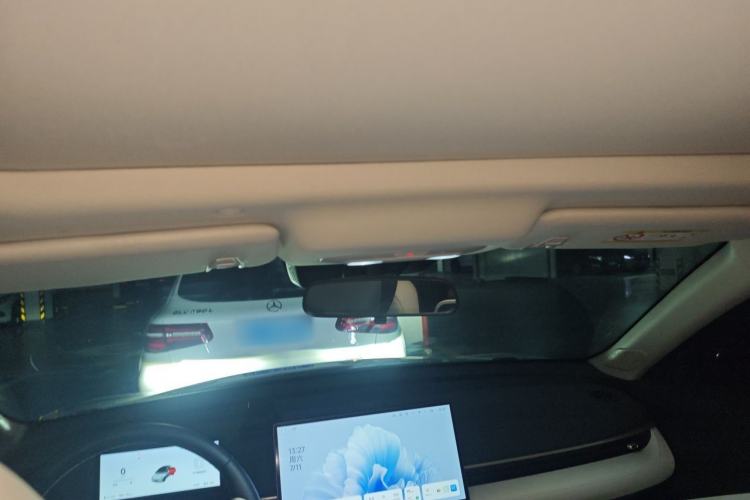 Used ARCFOX T1 2025 Model 425 PLUS Headliner