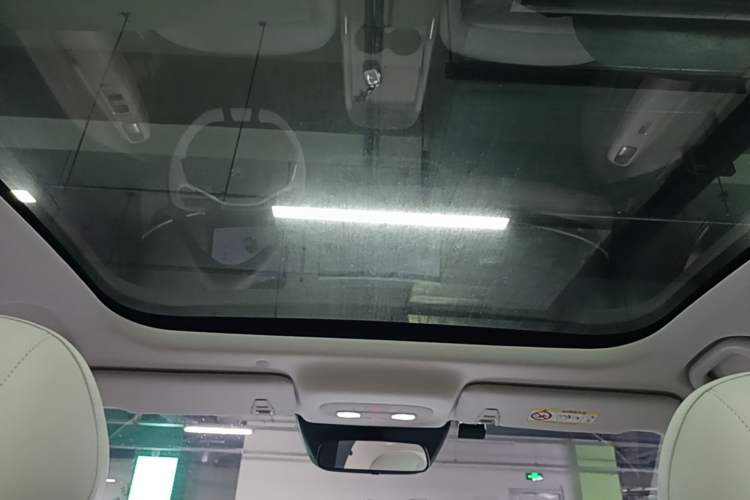 Used ARCFOX T1 2025 Model 425 MAX Headliner
