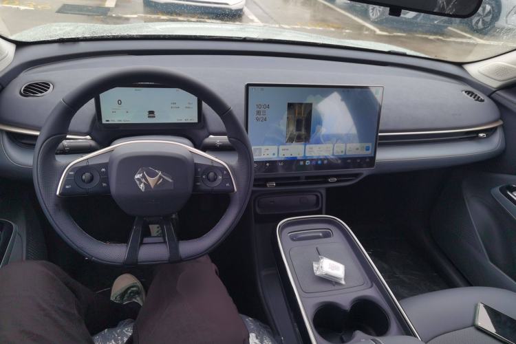 Used ARCFOX T1 2025 Model 425 PRO Interior 2