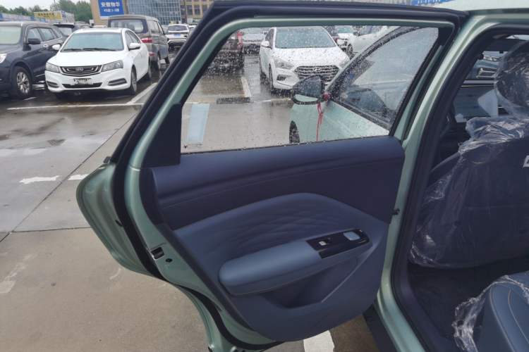 Used ARCFOX T1 2025 Model 425 PRO Interior 8