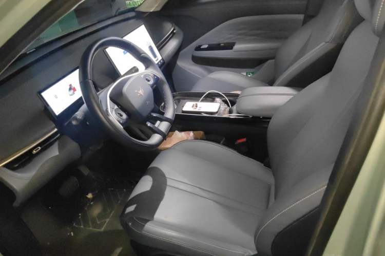 Used ARCFOX T1 2025 Model 320 PRO Left Front Seat