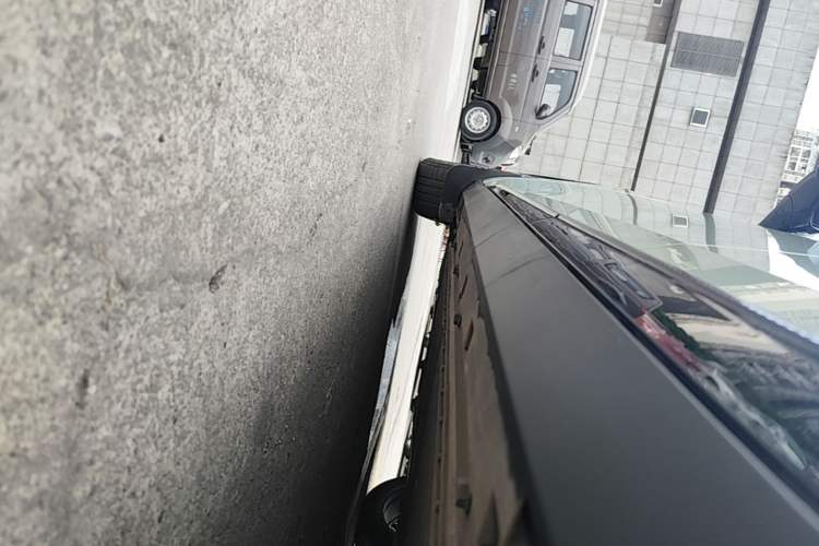 Used ARCFOX T1 2025 Model 425 PLUS Left Side Sill