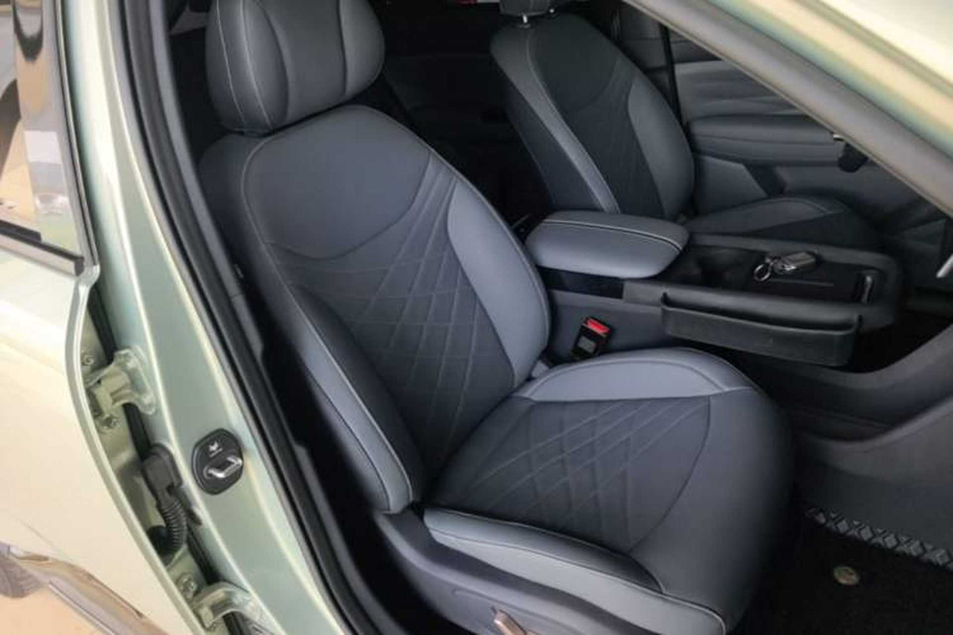 Used ARCFOX T1 2025 Model 425 PLUS Right Front Seat
