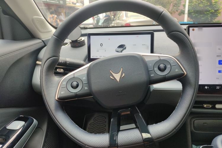 Used ARCFOX T1 2025 Model 425 PLUS Steering Wheel