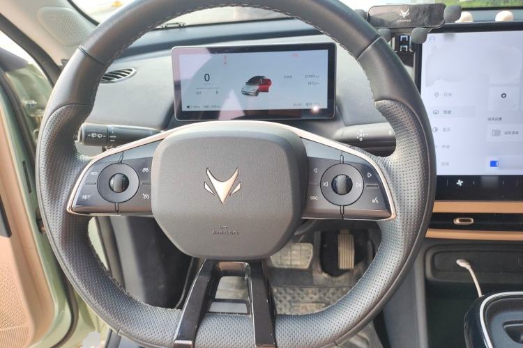 Used ARCFOX T1 2025 Model 425 PRO Steering Wheel