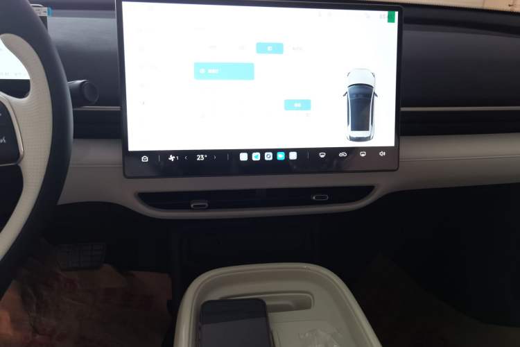 Used ARCFOX T1 2025 Model 425 PLUS Audio And AC Panel