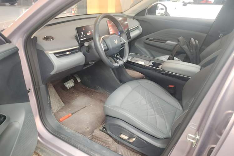 Used ARCFOX T1 2025 Model 425 MAX Driver Seat