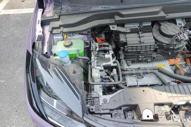 Used ARCFOX T1 2025 Model 425 PLUS Engine Bay Right