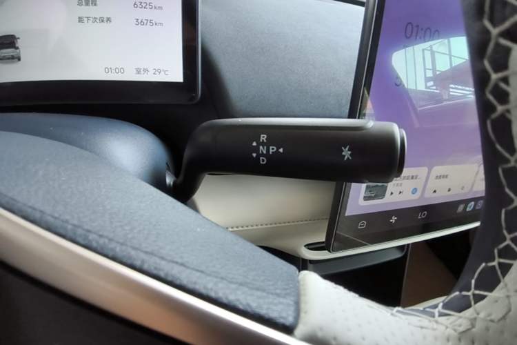 Used ARCFOX T1 2025 Model 425 PLUS Gear Lever