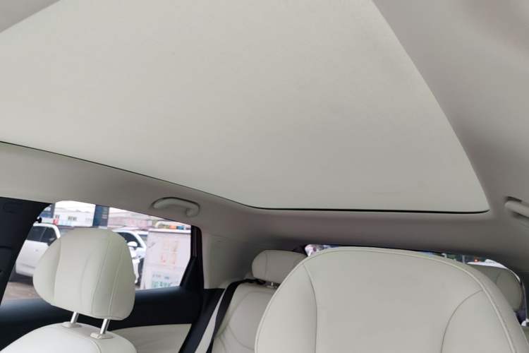 Used ARCFOX T1 2025 Model 425 MAX Headliner