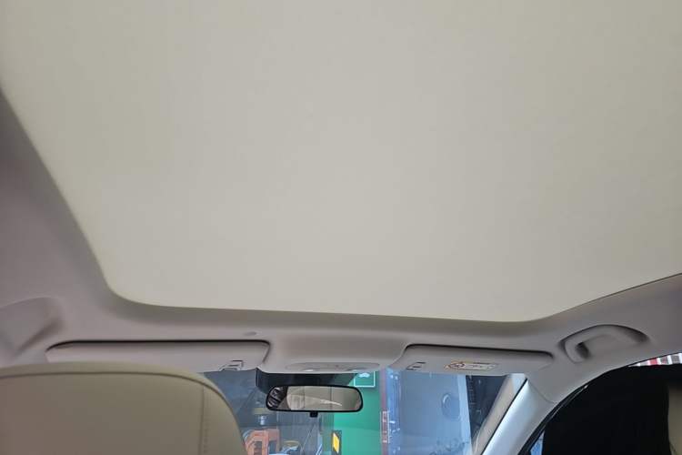 Used ARCFOX T1 2025 Model 425 PLUS Headliner