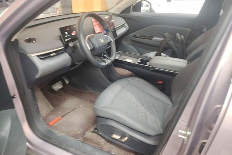 Used ARCFOX T1 2025 Model 425 MAX Left Front Seat