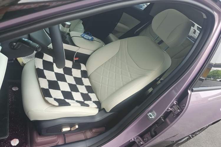 Used ARCFOX T1 2025 Model 425 PLUS Left Front Seat