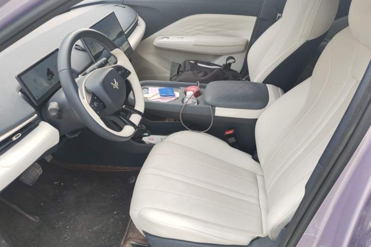 Used ARCFOX T1 2025 Model 425 PRO Left Front Seat