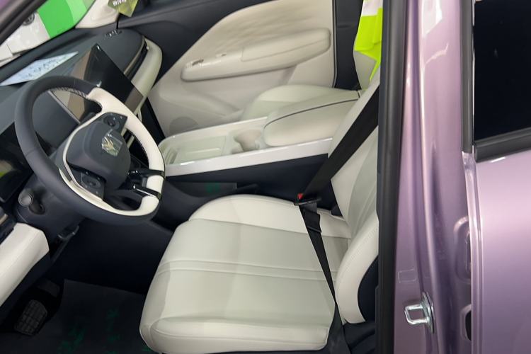 Used ARCFOX T1 2025 Model 320 PRO Left Front Seat