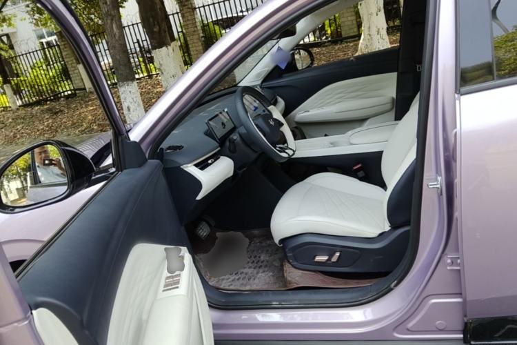 Used ARCFOX T1 2025 Model 425 PRO Left Front Seat