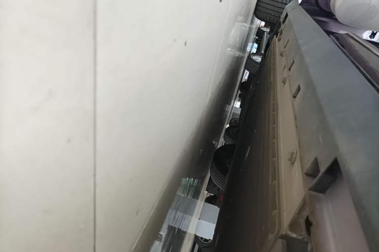 Used ARCFOX T1 2025 Model 425 MAX Left Side Sill
