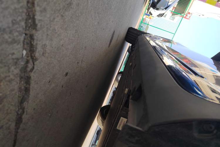 Used ARCFOX T1 2025 Model 425 PRO Left Side Sill