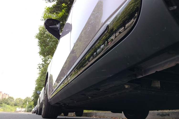 Used ARCFOX T1 2025 Model 425 PRO Left Side Sill