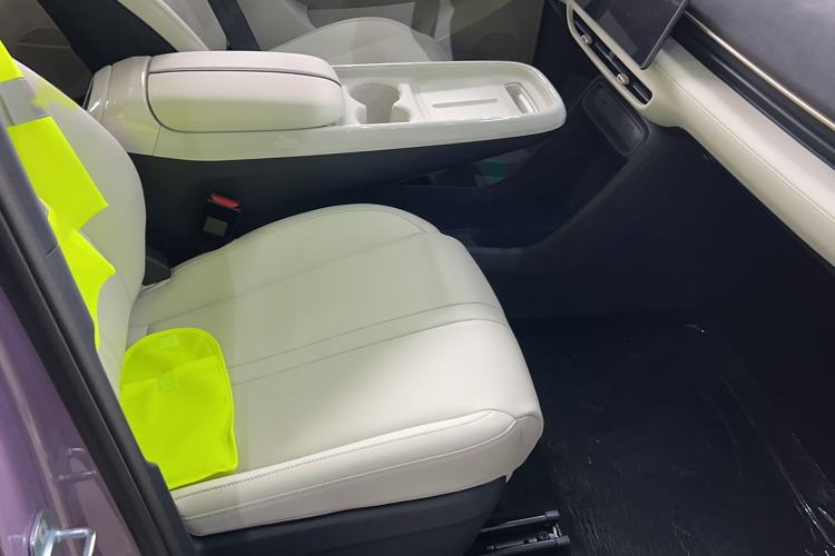 Used ARCFOX T1 2025 Model 320 PRO Right Front Seat