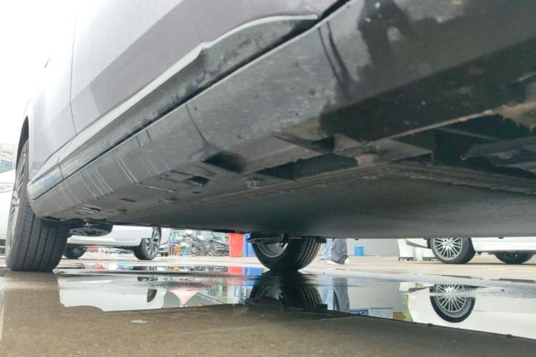 Used ARCFOX T1 2025 Model 425 PLUS Right Side Sill
