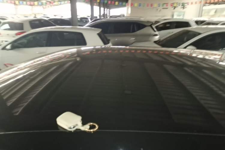 Used ARCFOX T1 2025 Model 425 PLUS Roof