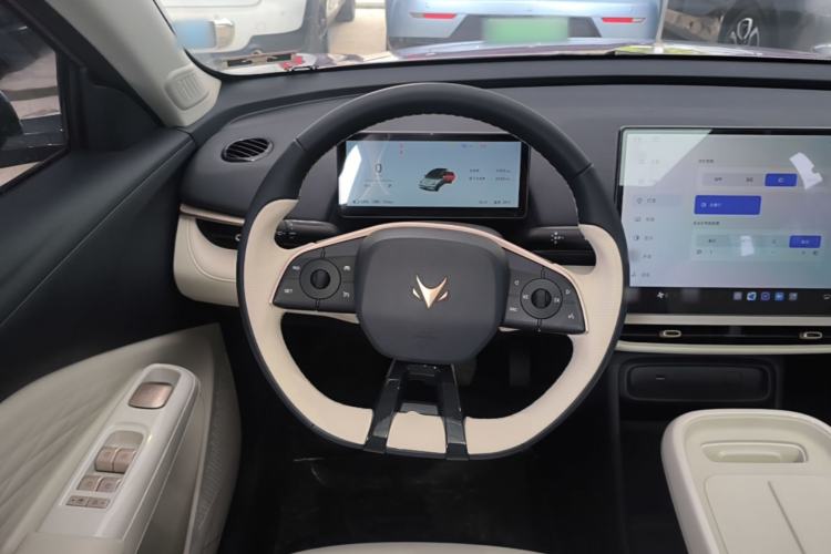 Used ARCFOX T1 2025 Model 425 PLUS Steering Wheel