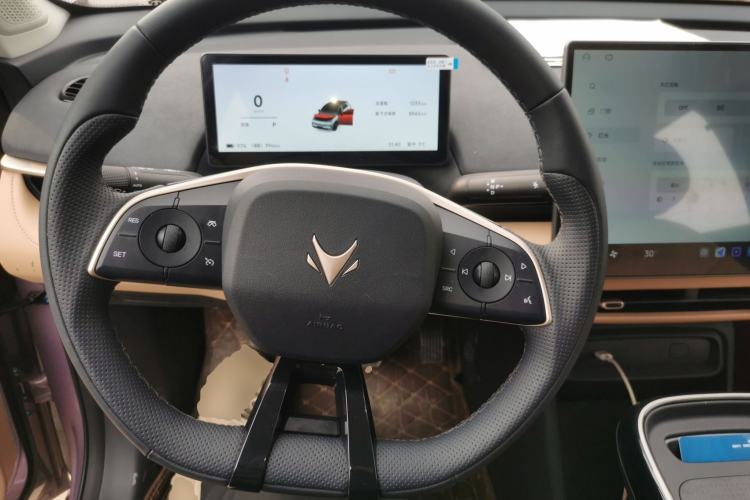 Used ARCFOX T1 2025 Model 425 PRO Steering Wheel