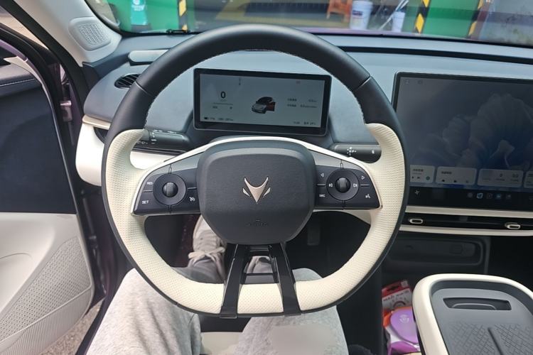 Used ARCFOX T1 2025 Model 425 PLUS Steering Wheel