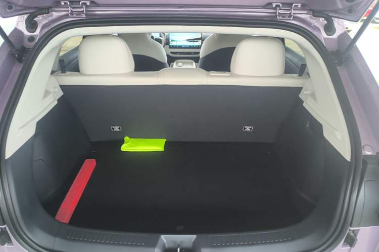 Used ARCFOX T1 2025 Model 320 PLUS Trunk