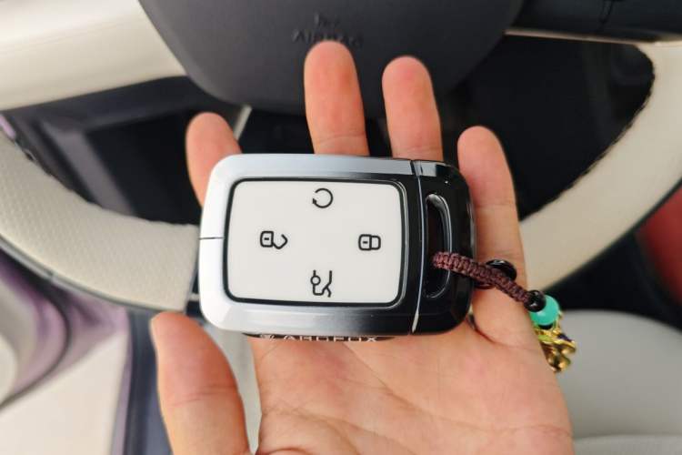 Used ARCFOX T1 2025 Model 425 PLUS Vehicle Key