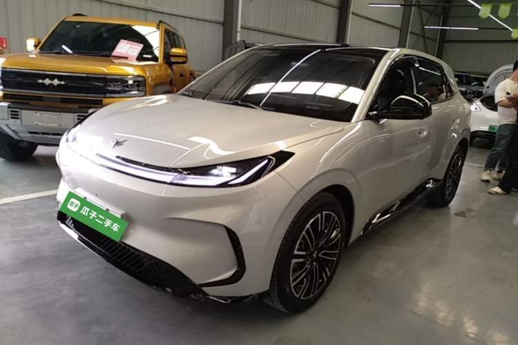 Used ARCFOX T1 2025 Model 425 PLUS Guazi used car, China used car export, Used car for sale, Used  cars, Cheapest cars for sale