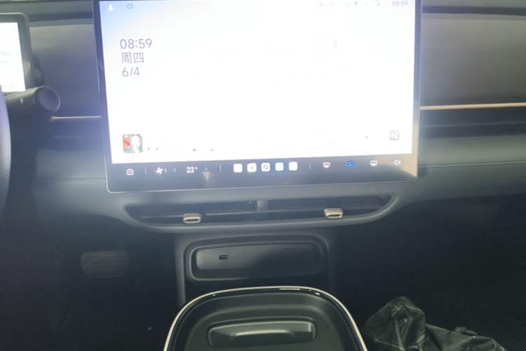 Used ARCFOX T1 2025 Model 425 MAX Audio And AC Panel