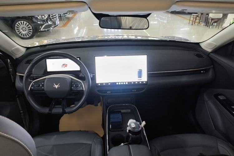 Used ARCFOX T1 2025 Model 425 MAX Center Console