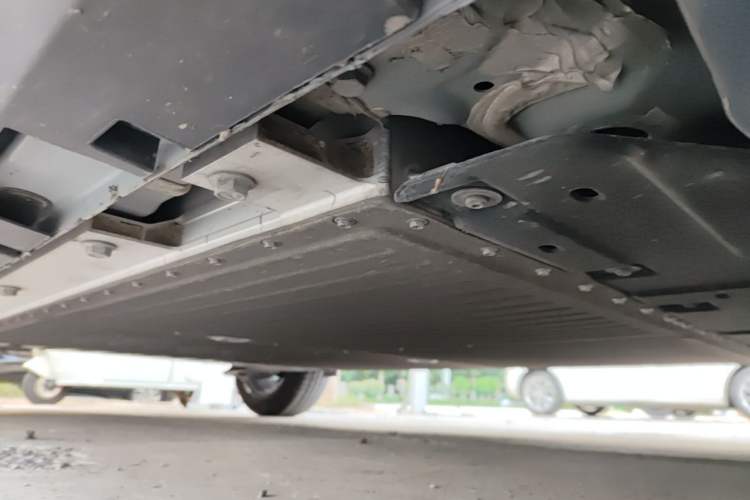 Used ARCFOX T1 2025 Model 425 MAX Chassis Front Right