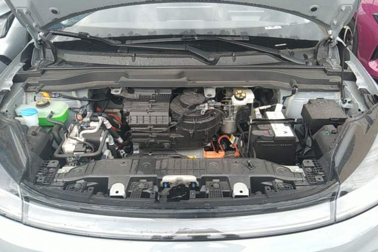 Used ARCFOX T1 2025 Model 425 MAX Engine Bay