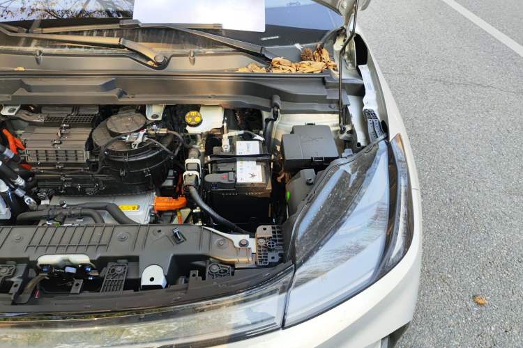 Used ARCFOX T1 2025 Model 425 PRO Engine Bay Left
