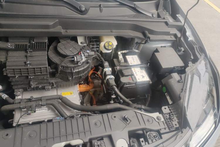 Used ARCFOX T1 2025 Model 425 PRO Engine Bay Left