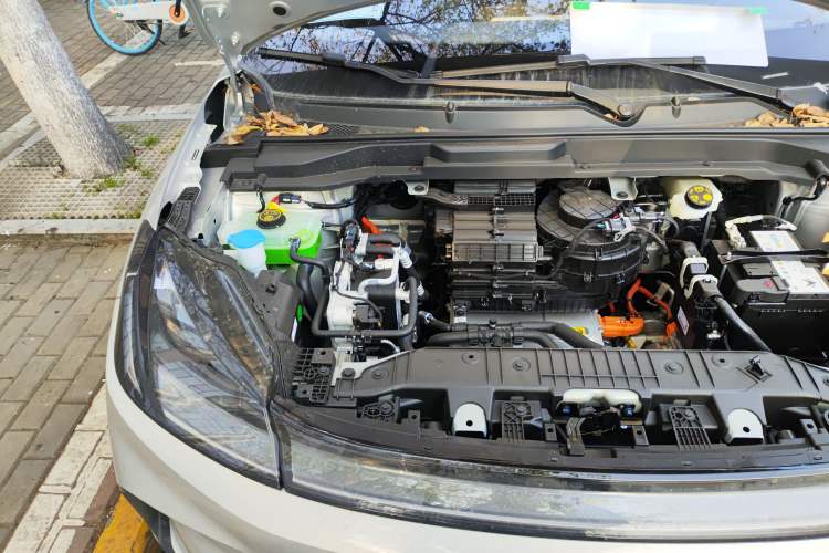 Used ARCFOX T1 2025 Model 425 PRO Engine Bay Right