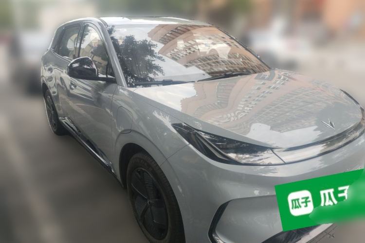 Used ARCFOX T1 2025 Model 425 PRO Front Right 45 Deg