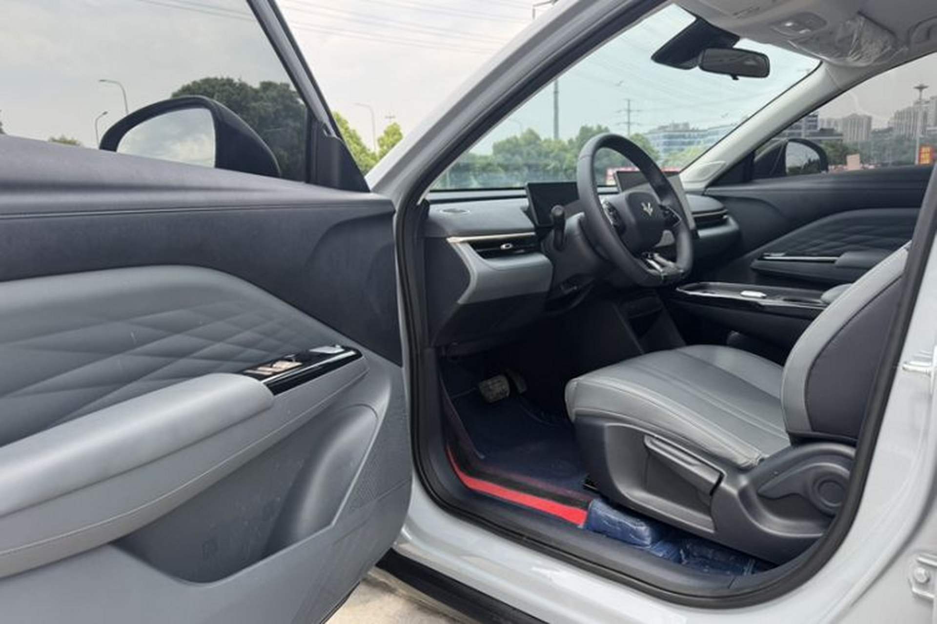 Used ARCFOX T1 2025 Model 320 PRO Interior 11