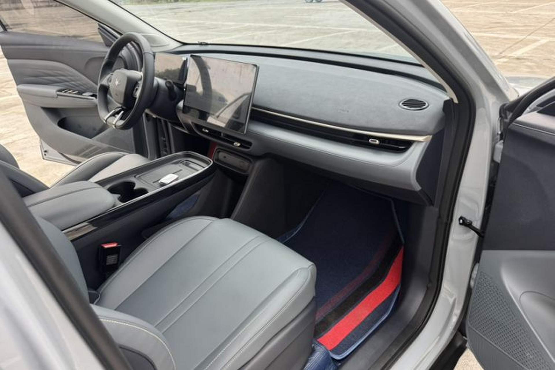 Used ARCFOX T1 2025 Model 320 PRO Interior 4