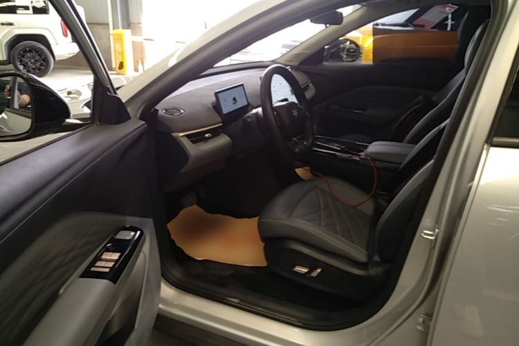 Used ARCFOX T1 2025 Model 425 PLUS Left Front Seat