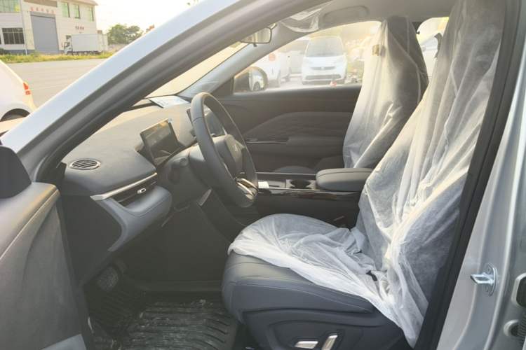 Used ARCFOX T1 2025 Model 425 PRO Left Front Seat