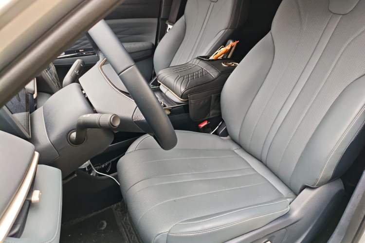 Used ARCFOX T1 2025 Model 425 PRO Left Front Seat