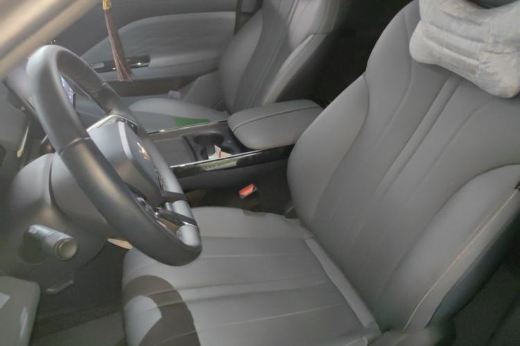 Used ARCFOX T1 2025 Model 425 PLUS Left Front Seat