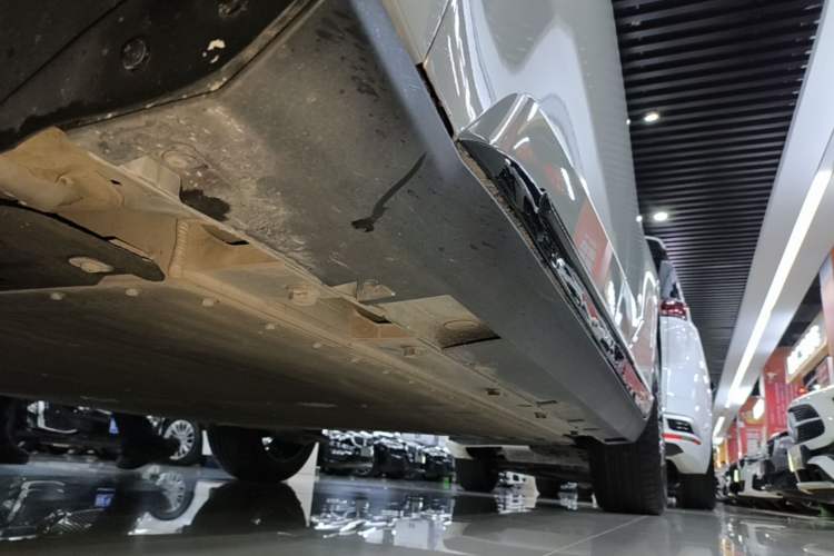 Used ARCFOX T1 2025 Model 425 MAX Left Side Sill