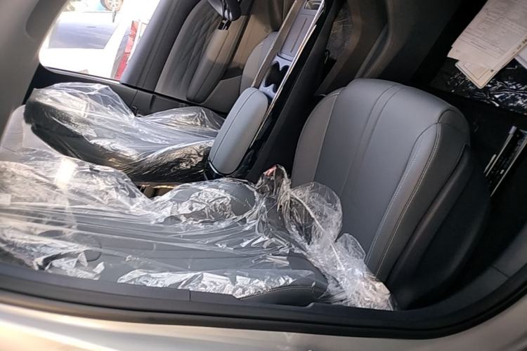 Used ARCFOX T1 2025 Model 320 PRO Right Front Seat